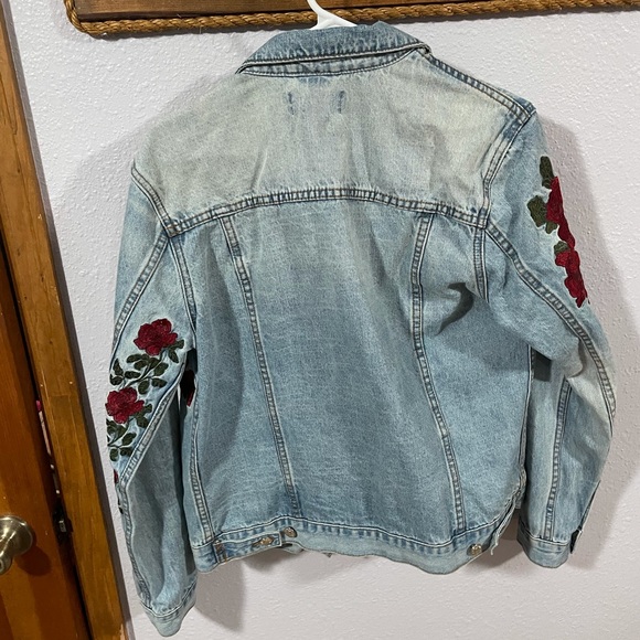 Floral Denim Jacket - Picture 3 of 6